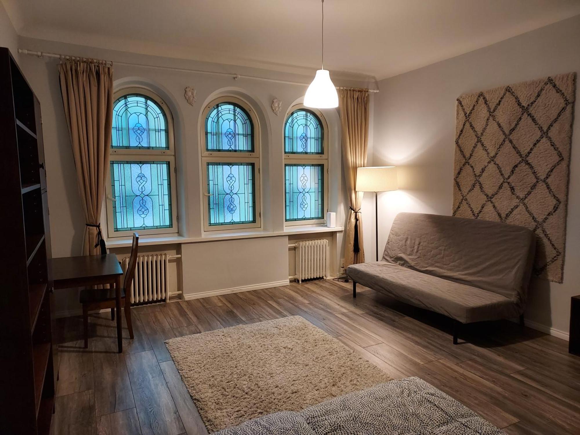 Quiet In The Center 76 M2 Huoneisto